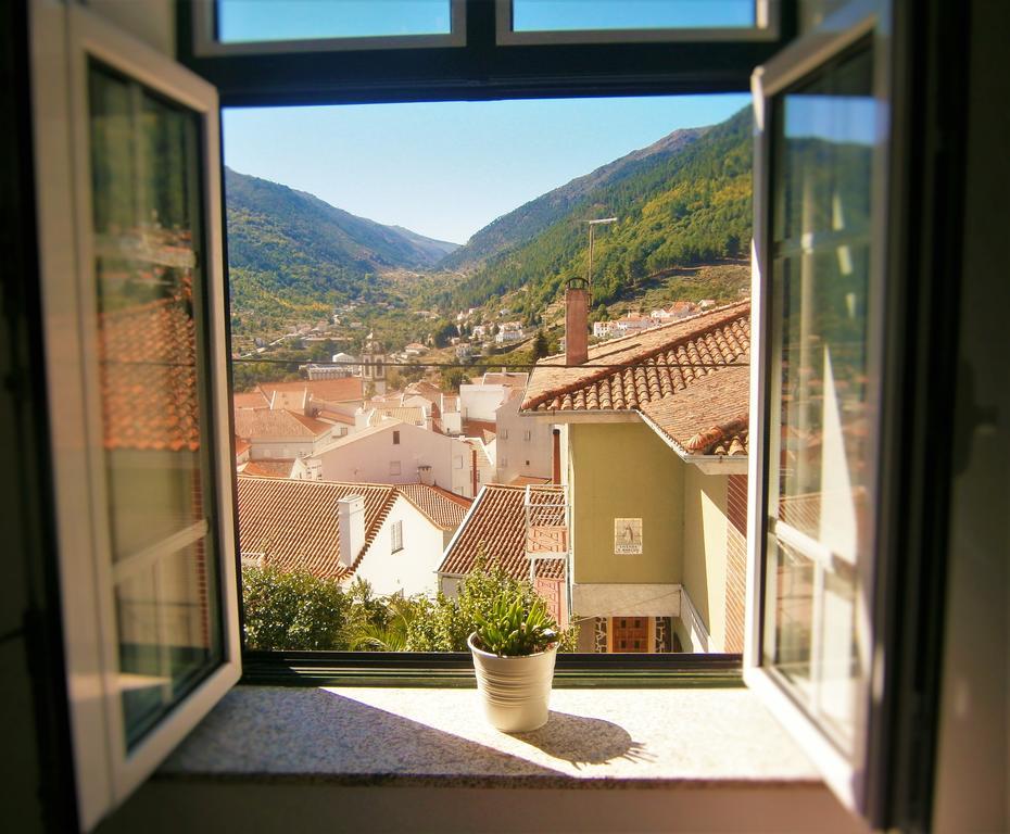 Arcadas Da Vila Manteigas Camera foto